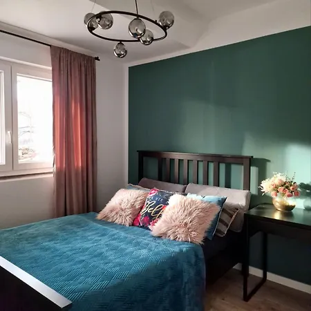 Ella Apartmán